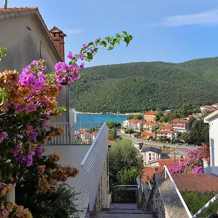Jadranka 612 * Rabac